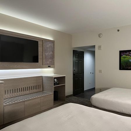 Cherokee Casino West Siloam Springs Resort Bagian luar foto