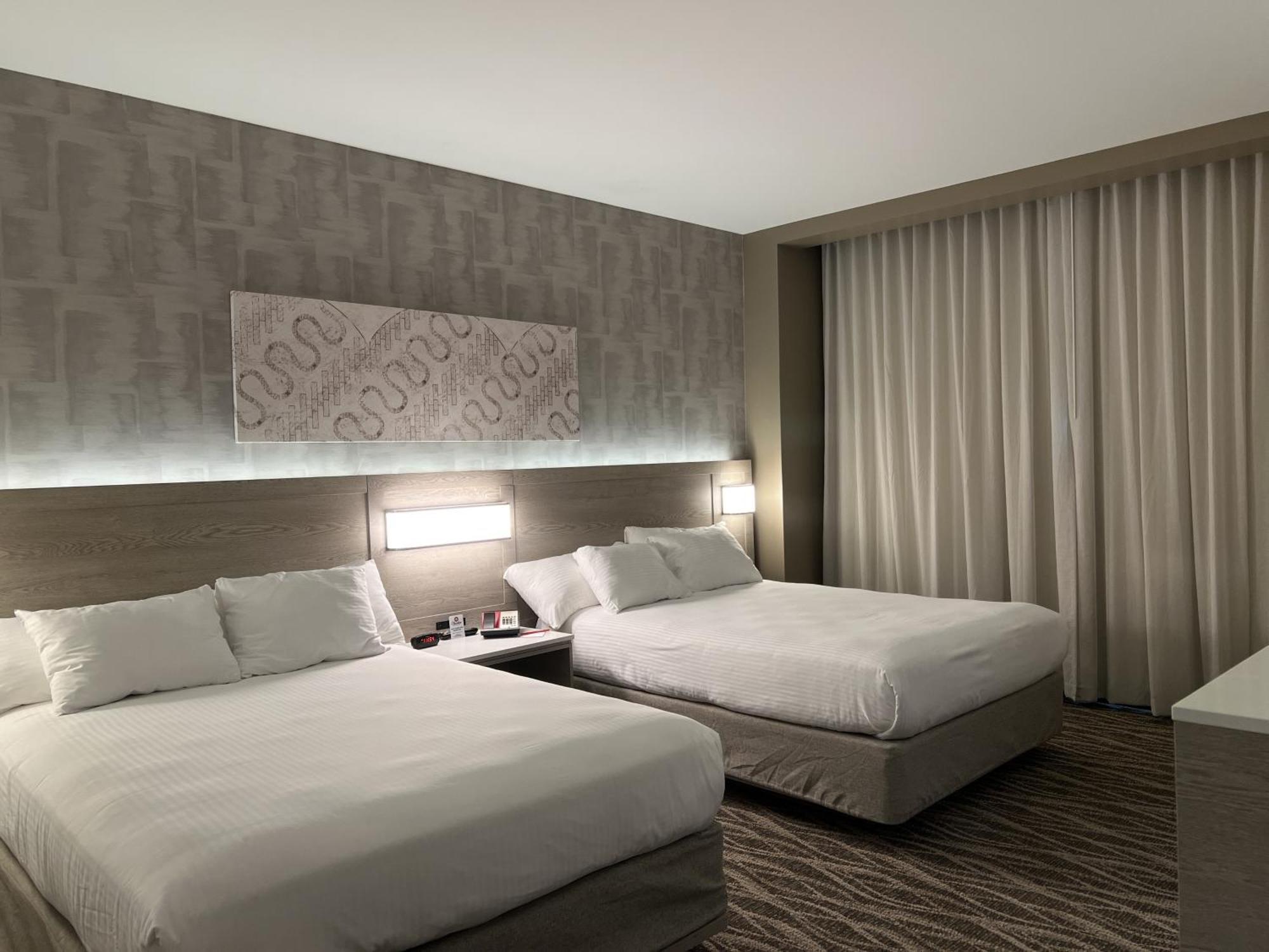 Cherokee Casino West Siloam Springs Resort Bagian luar foto