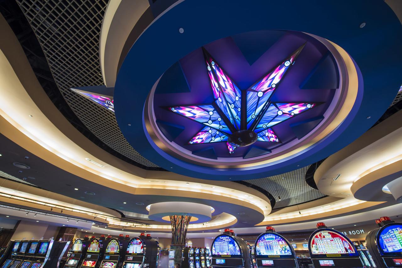 Cherokee Casino West Siloam Springs Resort Bagian luar foto